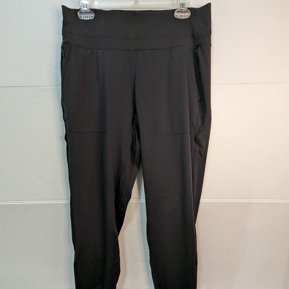 Women's Black Venice Joggers Size LT
